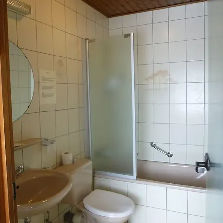 Du Hotel 4*